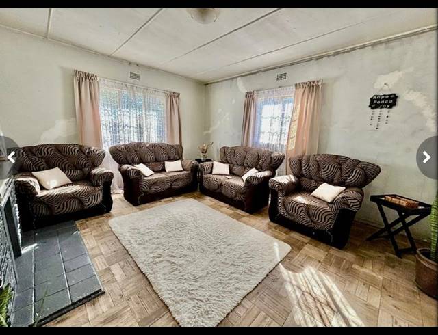 3 BEDROOM HOUSE FOR SALE IN VANDERBIJLPARK CW 5